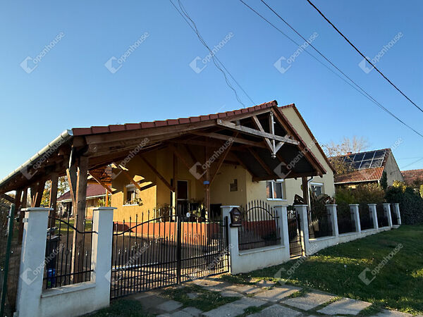 Eladó ház Somogyaszaló