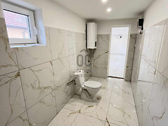 Eladó ház Újszász