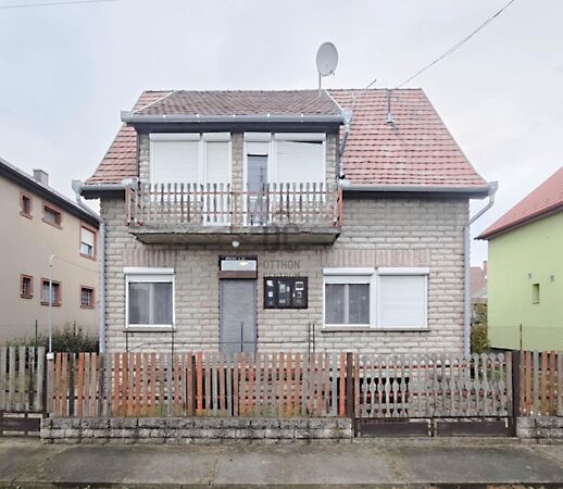 Eladó ház Halásztelek