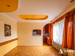 Eladó üzleti Gyula