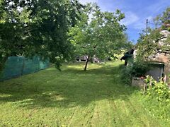 Eladó földterület Tata