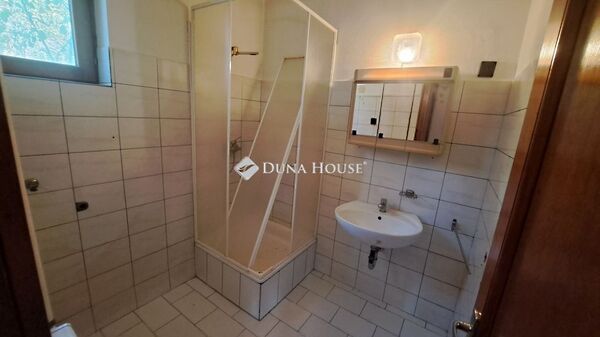 Eladó ház Piliscsaba