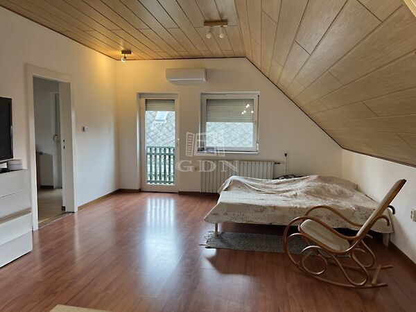 Eladó ház Szigetszentmárton