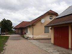 Eladó ház Szabadbattyán