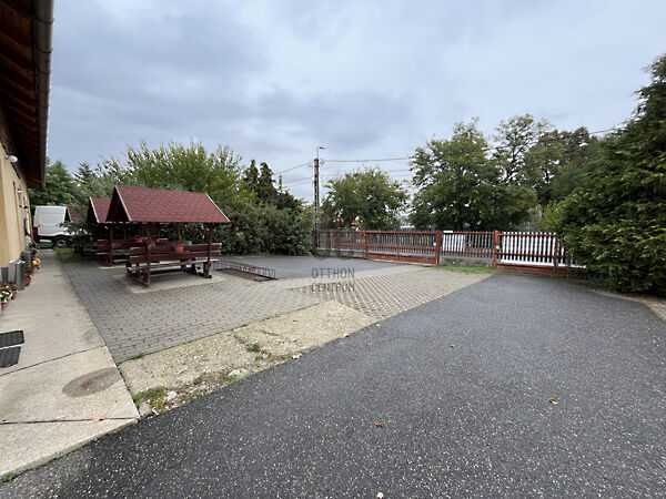 Eladó üzleti Debrecen