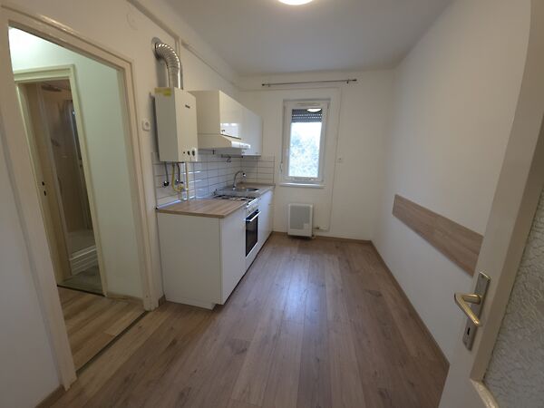 Eladó lakás Keszthely