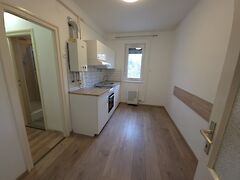 Eladó lakás Keszthely