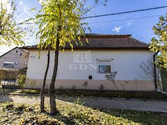 Eladó ház Jászfényszaru