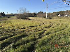 Eladó földterület Pázmándfalu