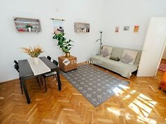 Eladó lakás Budapest, VI. kerület