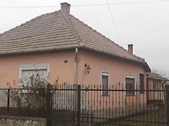 Eladó ház Hort