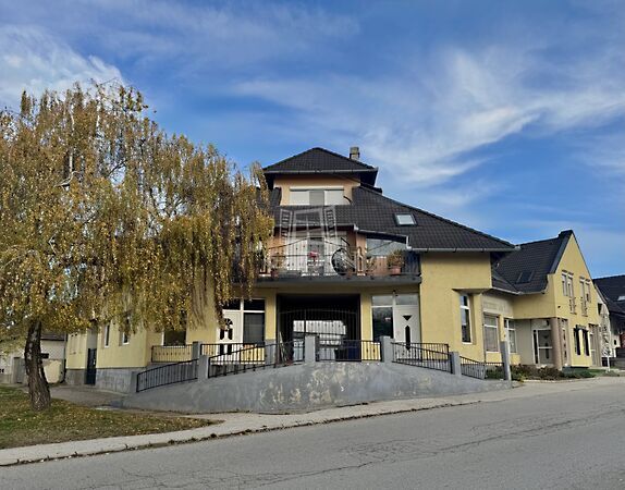 Eladó üzleti Polgárdi