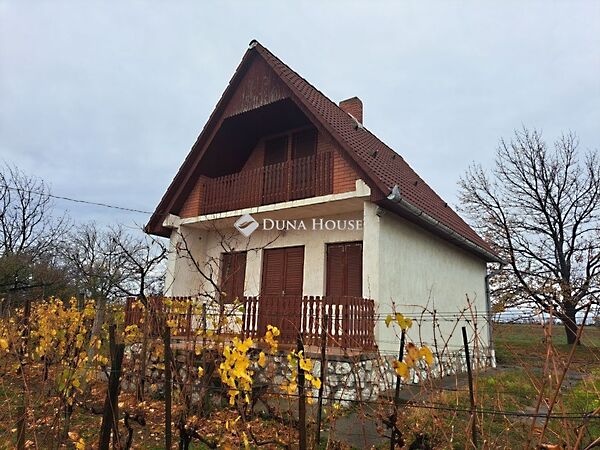 Eladó nyaraló Bár