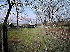 Eladó földterület Vác