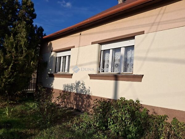 Eladó ház Alcsútdoboz