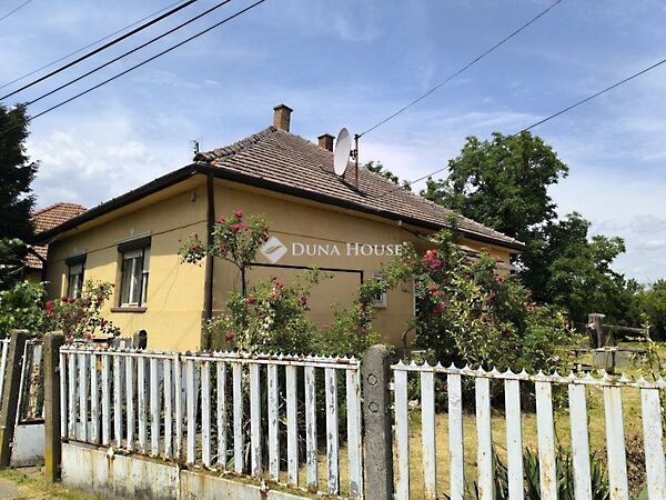 Eladó ház Méra
