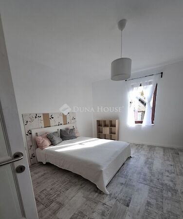 Eladó ház Piliscsaba