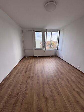 Eladó lakás Gárdony