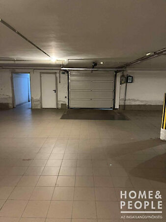 Eladó garázs Szeged, Rókus
