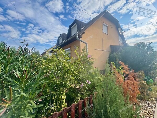 Eladó ház Cserkeszőlő