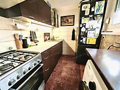 Eladó lakás Győr, Adyváros