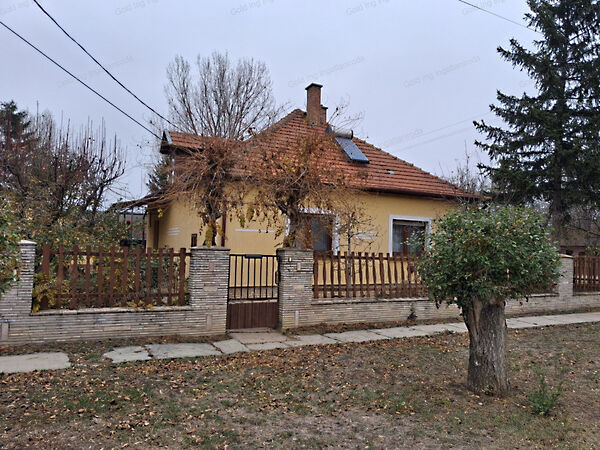 Eladó ház Kétsoprony