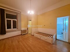 Eladó lakás Budapest, VI. kerület