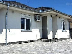 Eladó ház Hajdúszoboszló, Kertváros