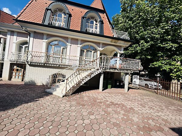 Eladó ház Budapest, IV. kerület