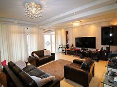 Eladó ház Mogyoród