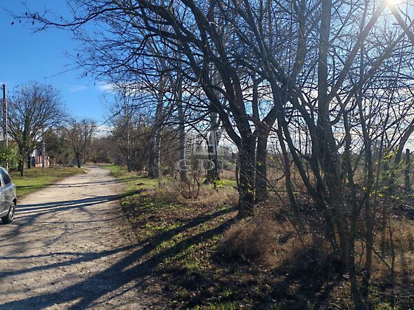 Eladó földterület Gyömrő