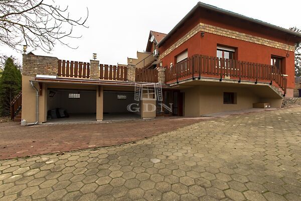 Eladó ház Gödöllő