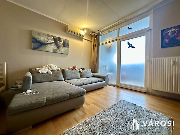 Eladó lakás Budapest, XV. kerület