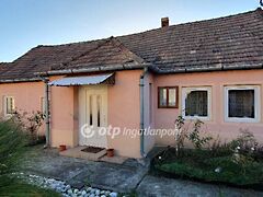 Eladó ház Devecser