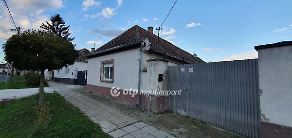 Eladó ház Kisszőlős
