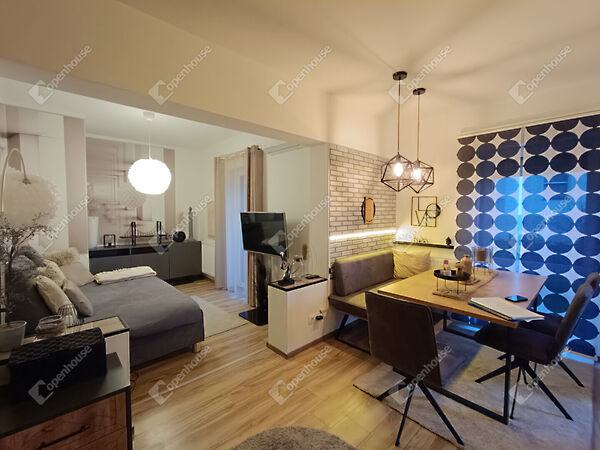 Eladó lakás Sopron