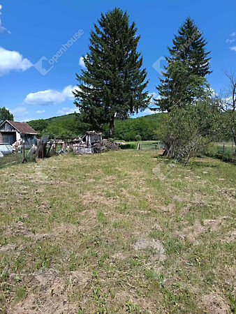 Eladó földterület Söjtör