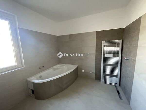 Eladó ház Kecskemét