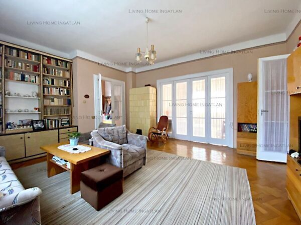 Eladó ház Szentendre, Belváros