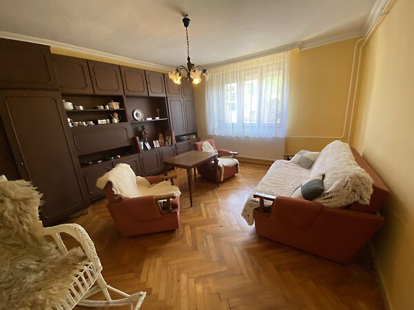 Eladó ház Tiszaföldvár