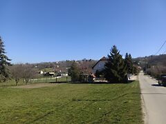 Eladó földterület Kőröshegy