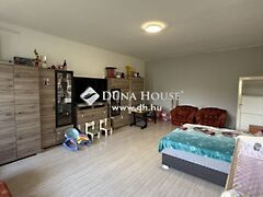 Eladó lakás Pétfürdő