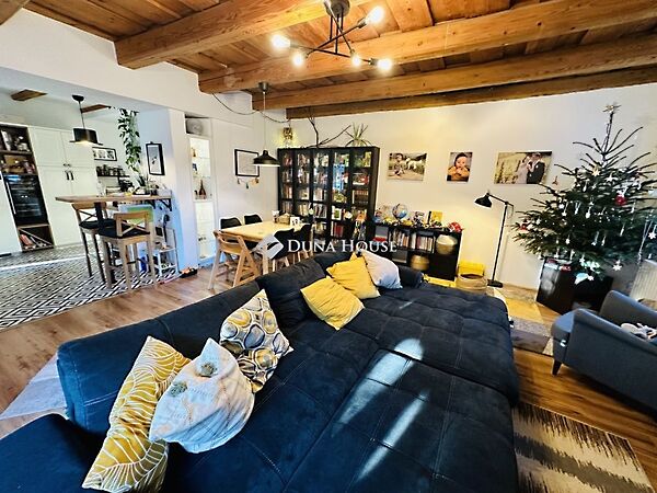 Eladó ház Veszprém