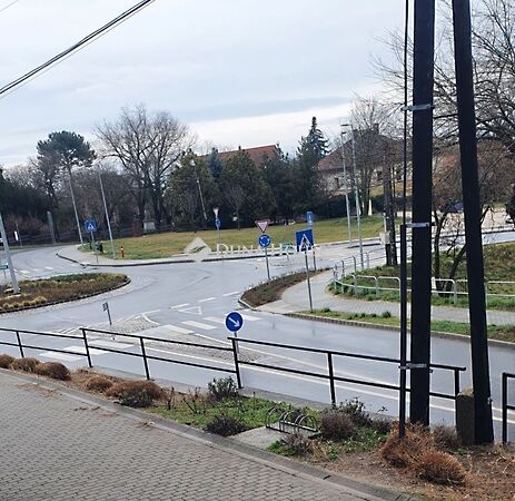 Eladó ház Balatonkenese