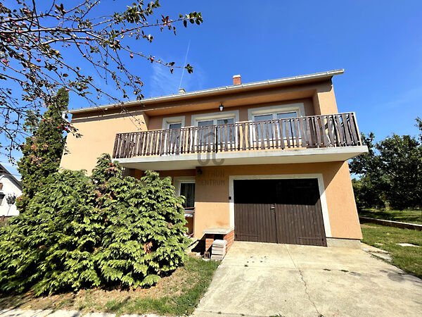 Eladó ház Veszprémfajsz