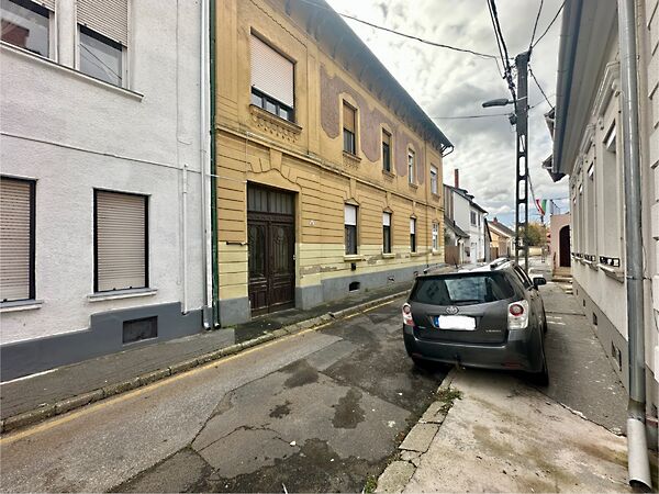 Eladó lakás Keszthely