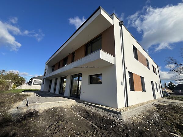 Eladó lakás Mosonmagyaróvár