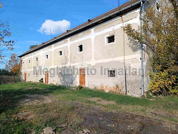 Eladó ipari Ádánd