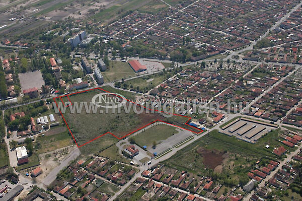 Eladó földterület Cegléd