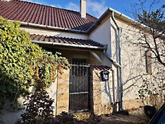 Eladó ház Veszprém, Dózsaváros